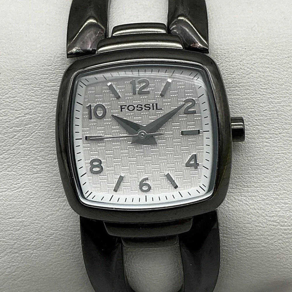 Fossil F2 Womens Watch 24mm Silver Tone Gray Stainless ES-1914 New Battery 6